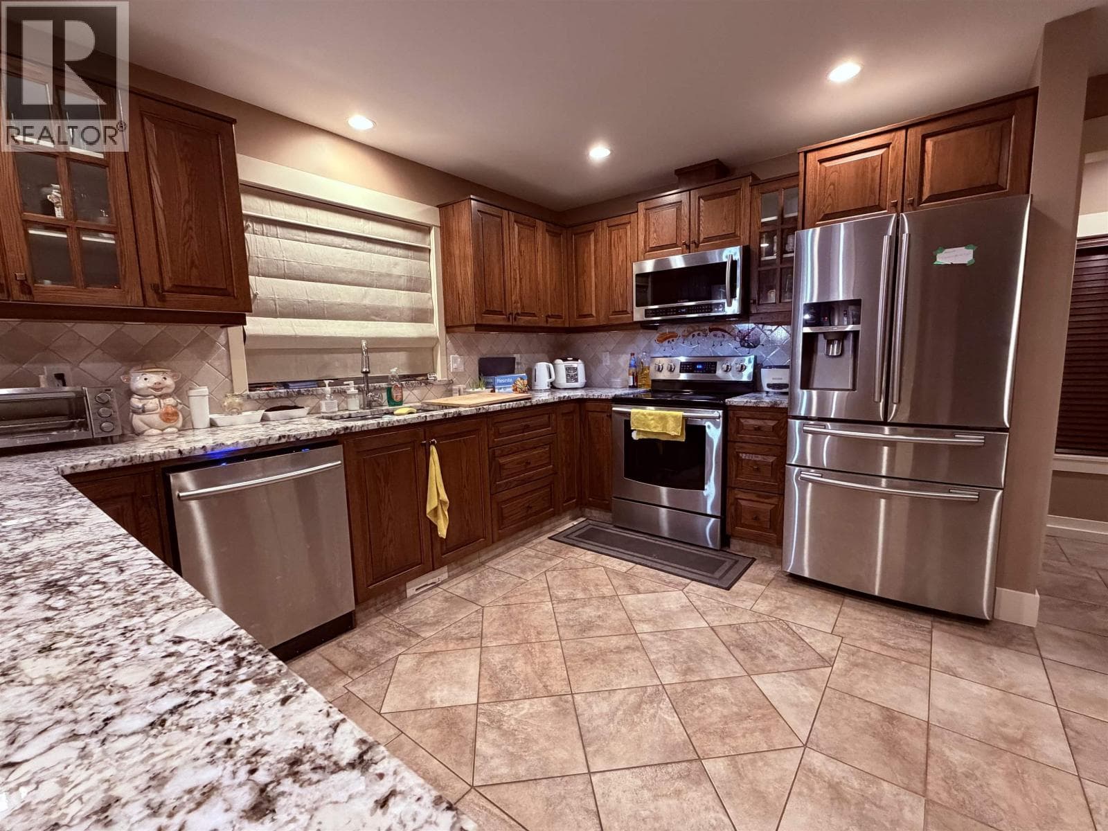 5393 SANS SOUCI ROAD — photo 3