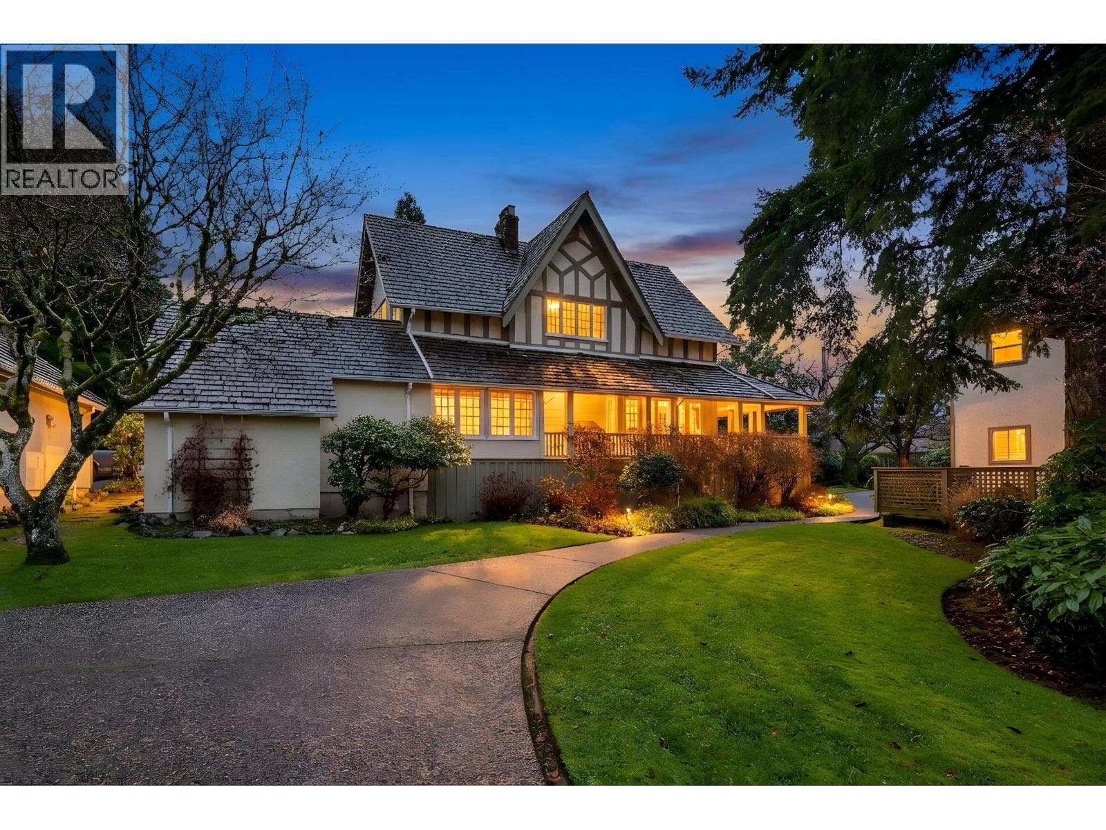 1509 MAHON AVENUE — main photo