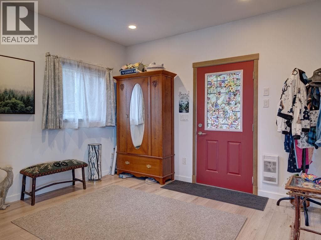 5280 CECIL HILL ROAD — photo 3