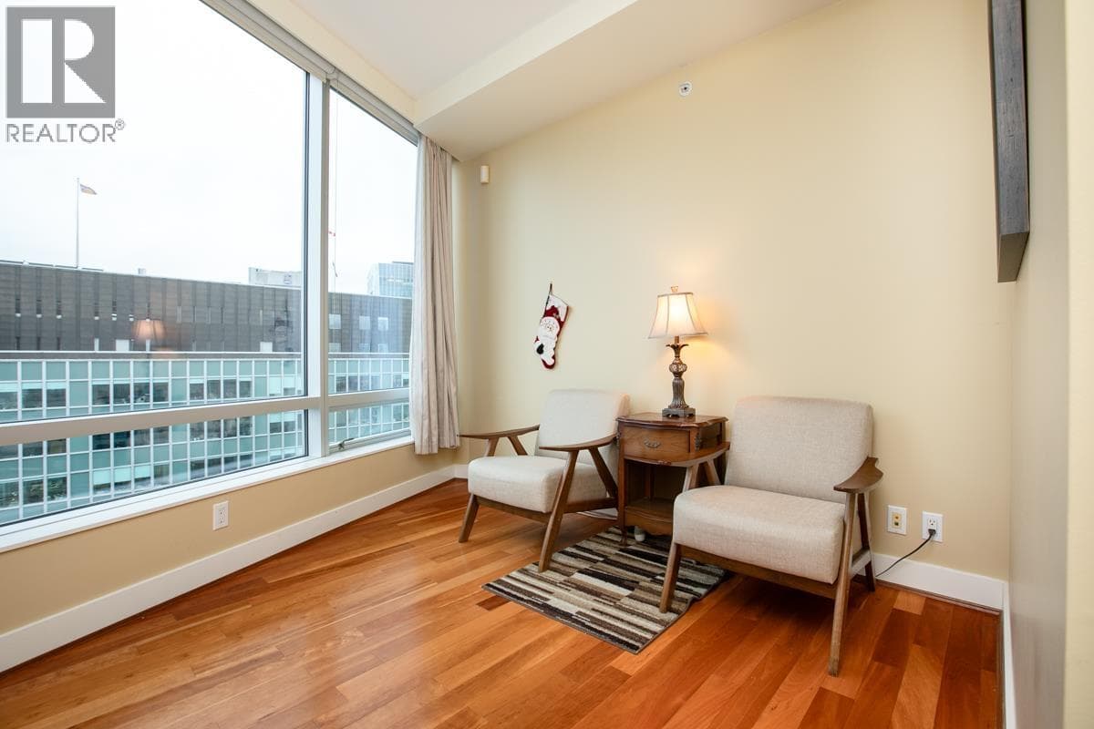 2804 1077 W CORDOVA STREET — photo 2