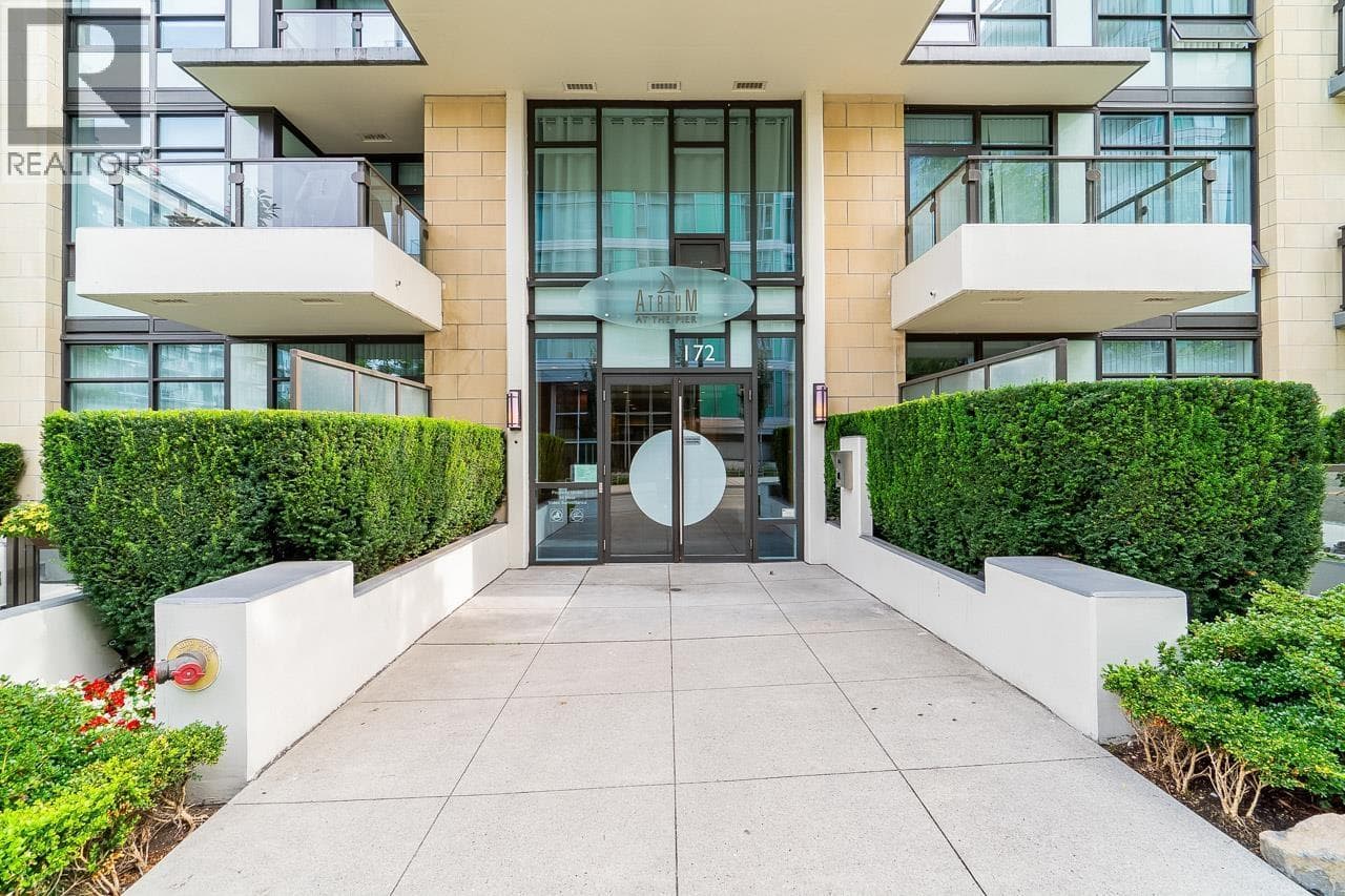 905 172 VICTORY SHIP WAY — photo 3