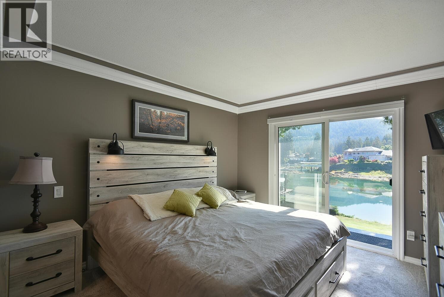 12828 GILDEN ROAD — photo 2