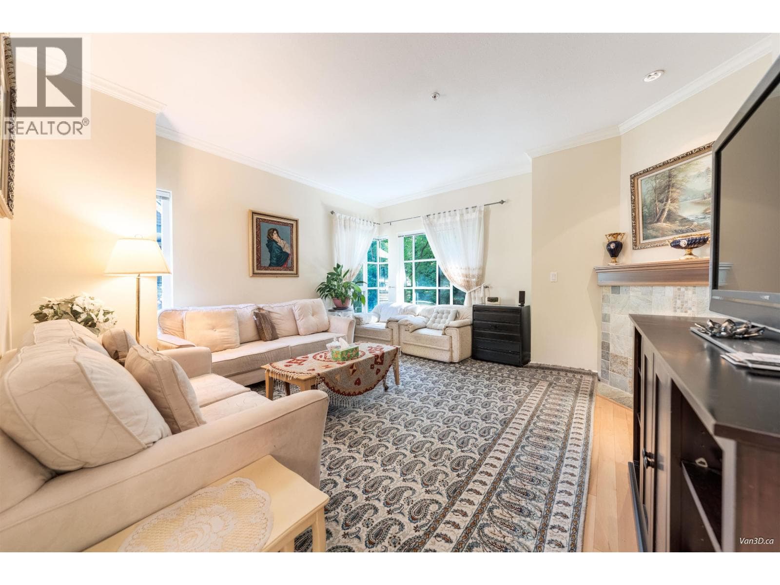 15 3150 SUNNYHURST ROAD — photo 2