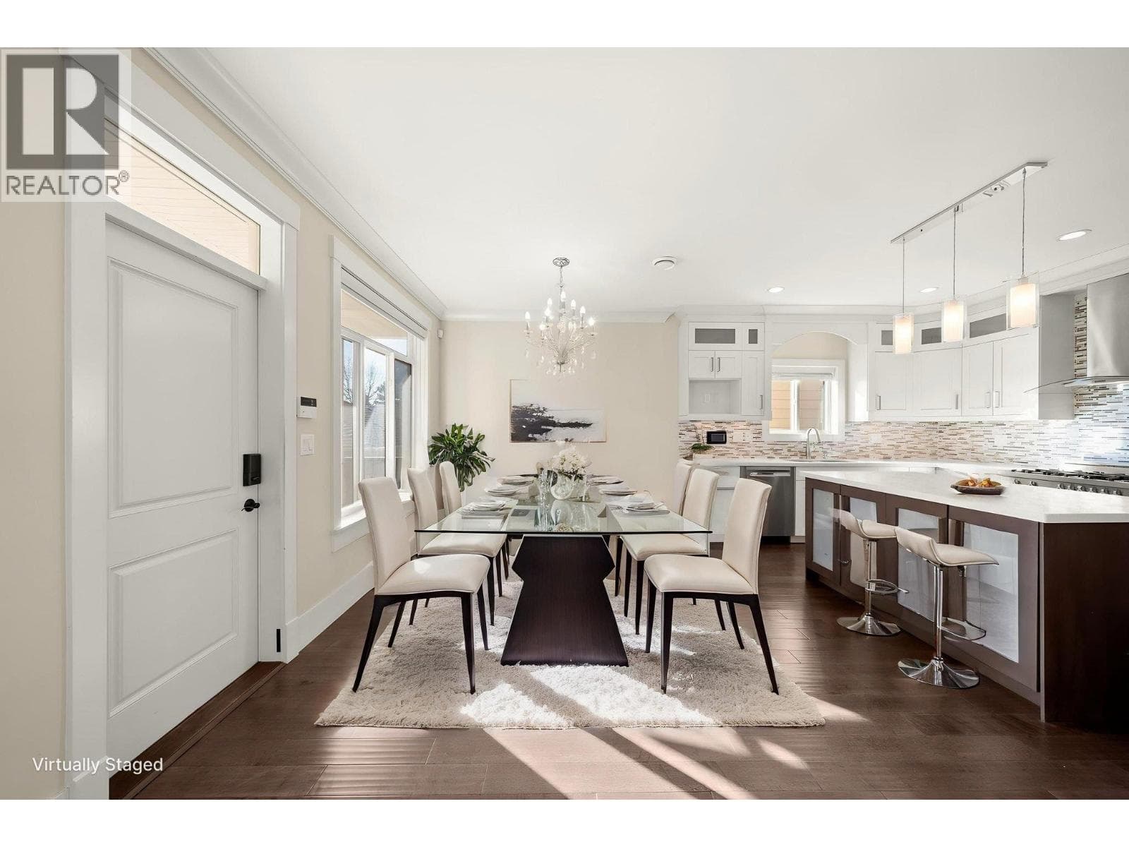 7028 BROADWAY — photo 3