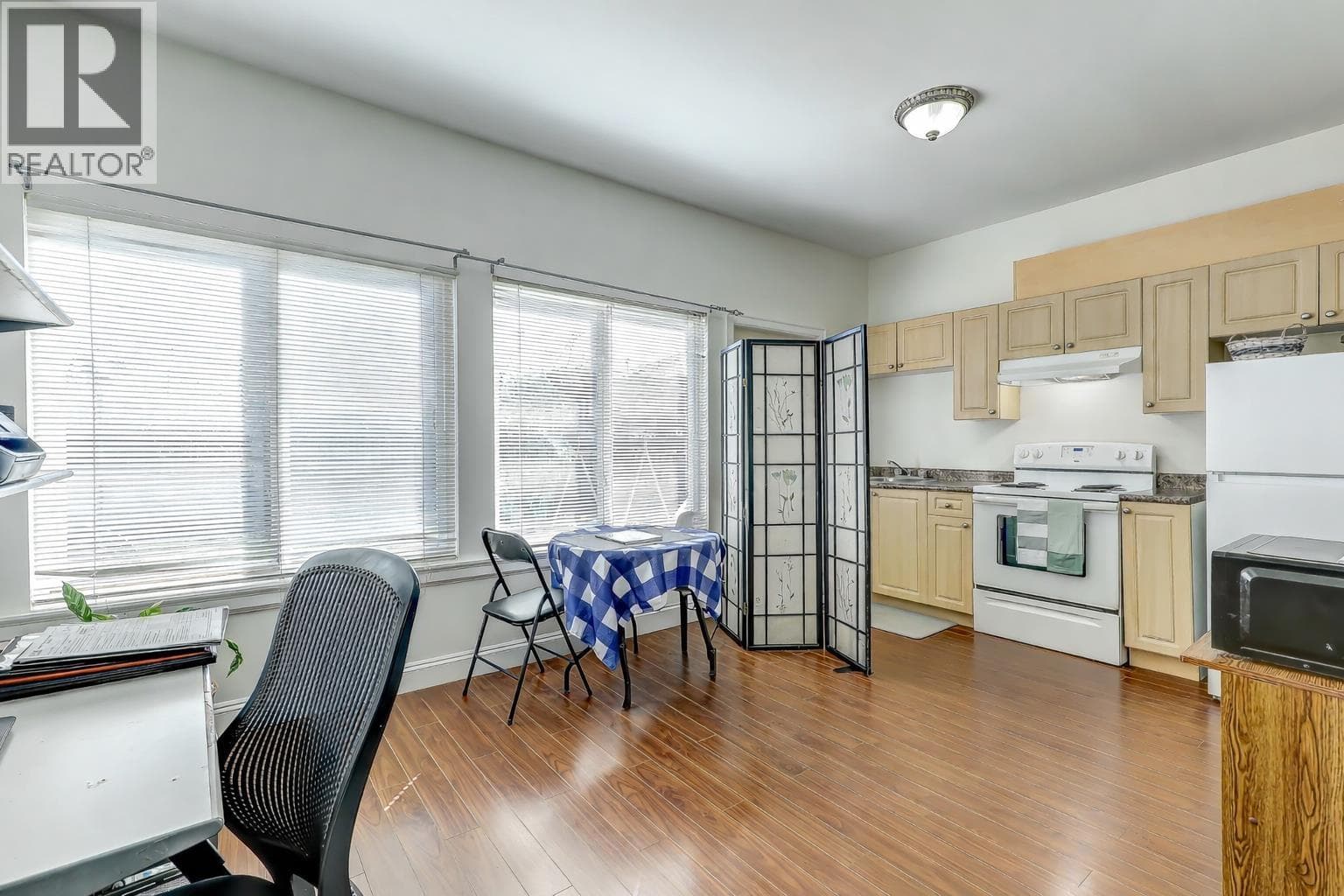 7448 17TH AVENUE — photo 3