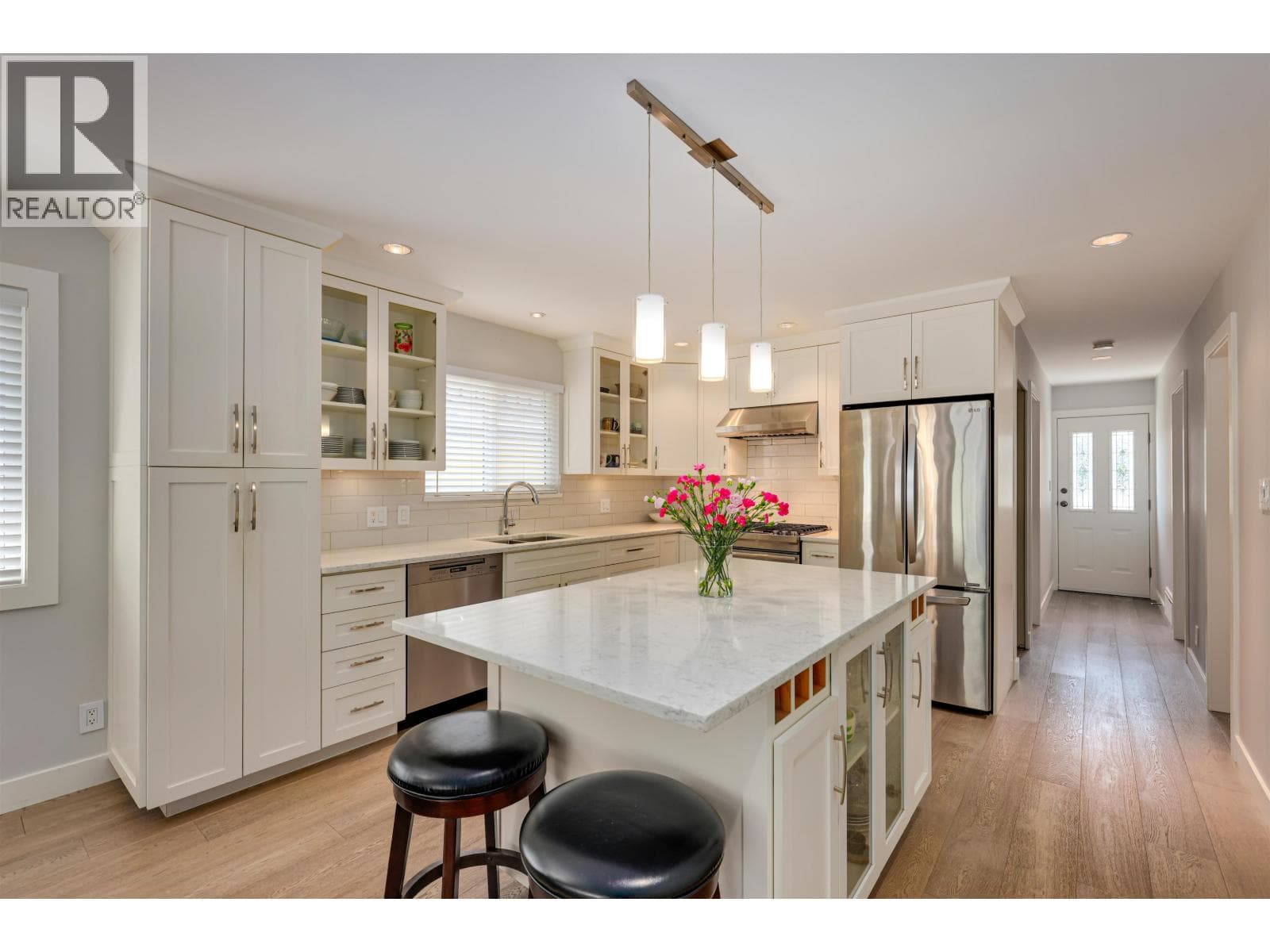 1433 DORAN ROAD — photo 2