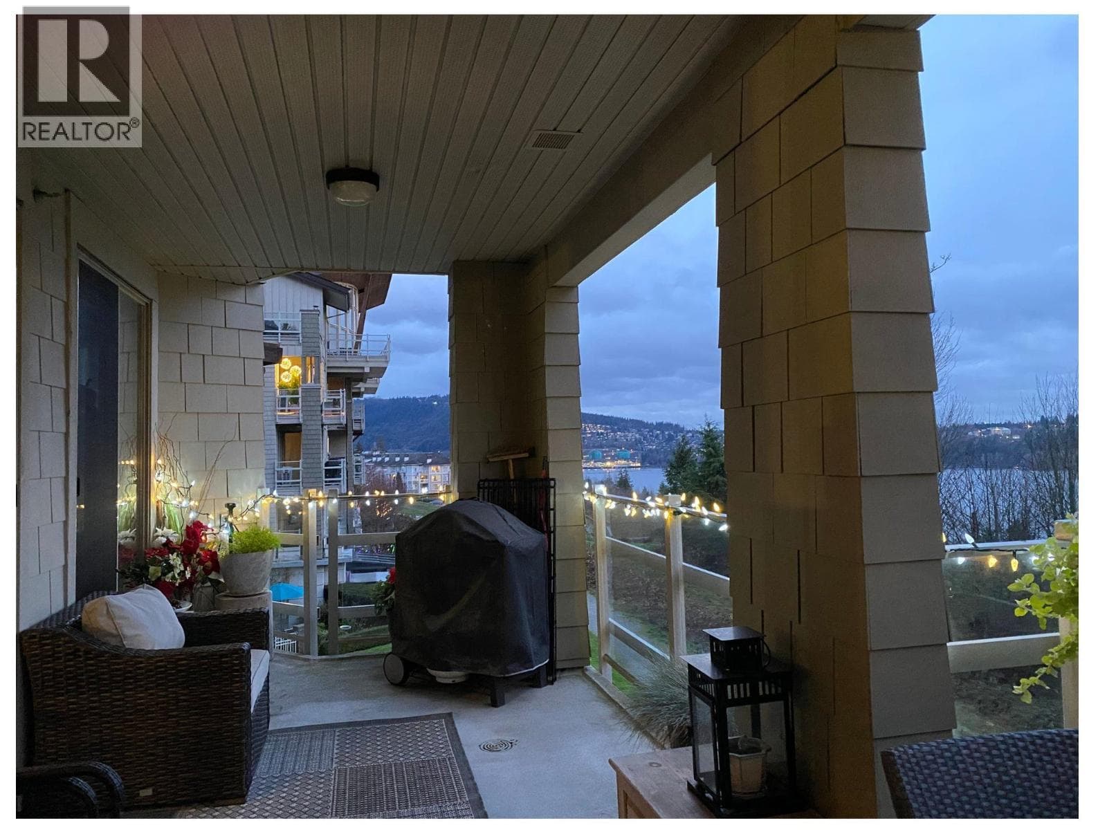 301 560 RAVEN WOODS DRIVE — photo 2