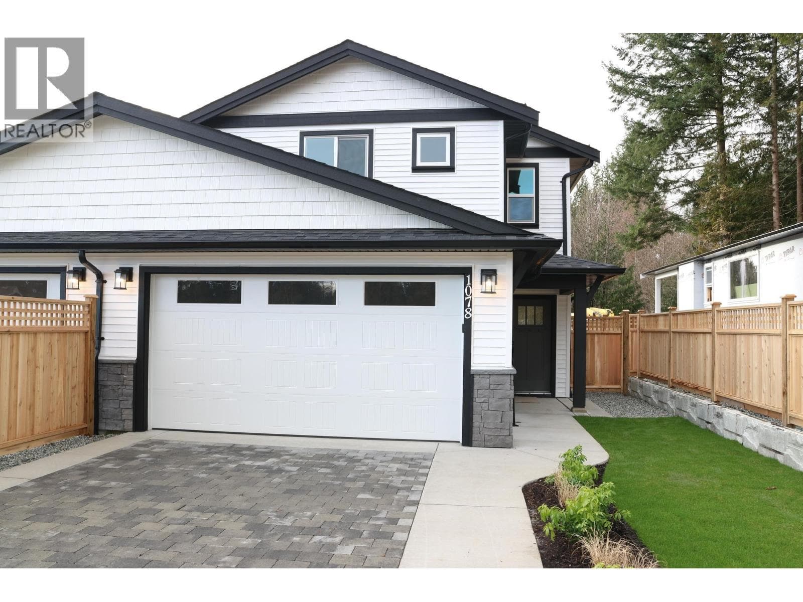 1078 CELIA CRESCENT — photo 2