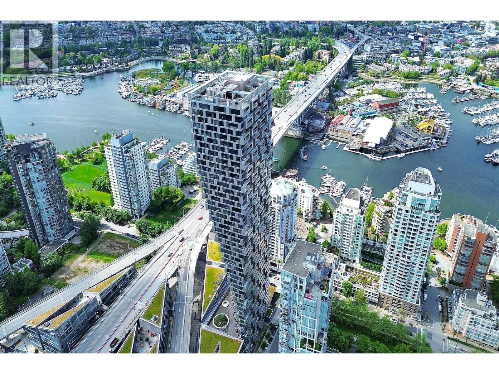 3602 1480 HOWE STREET — photo 2