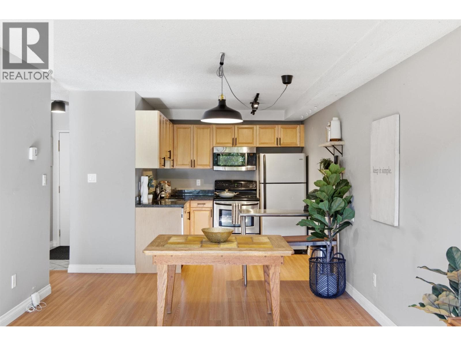 108 251 W 4TH STREET — main photo