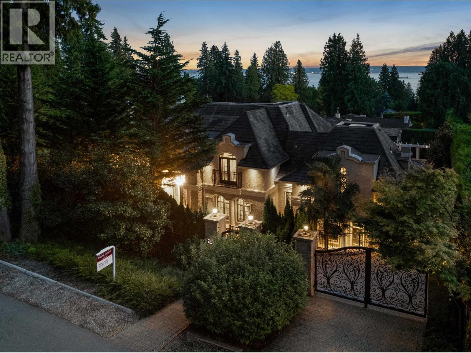 2912 MATHERS AVENUE — photo 3