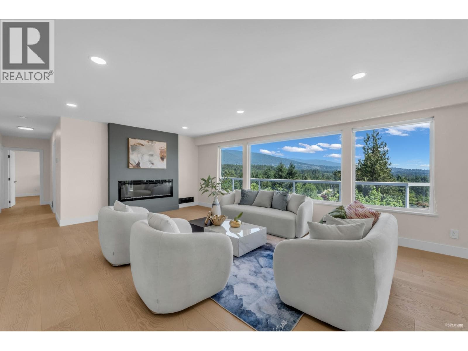 818 YOUNETTE DRIVE — photo 2