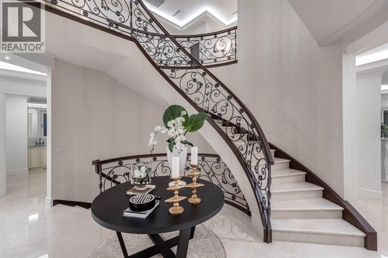 795 ANDOVER CRESCENT — photo 3