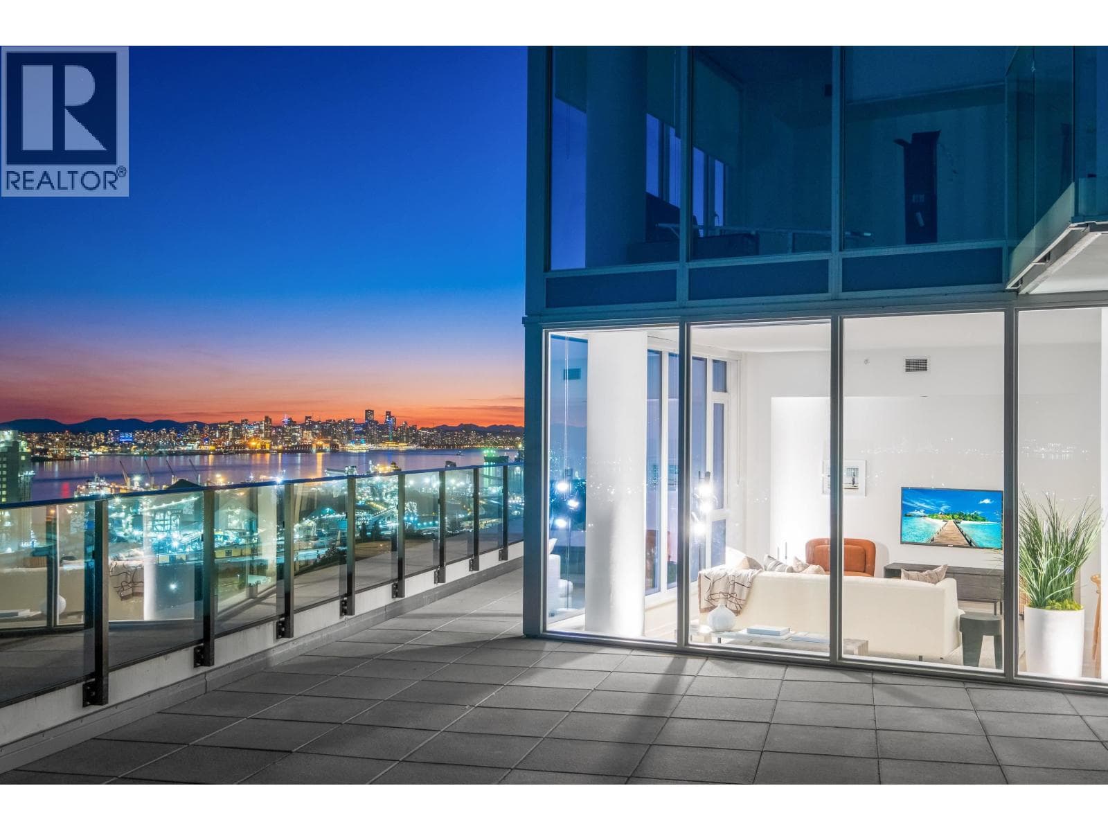 2602 1401 HUNTER STREET — photo 2