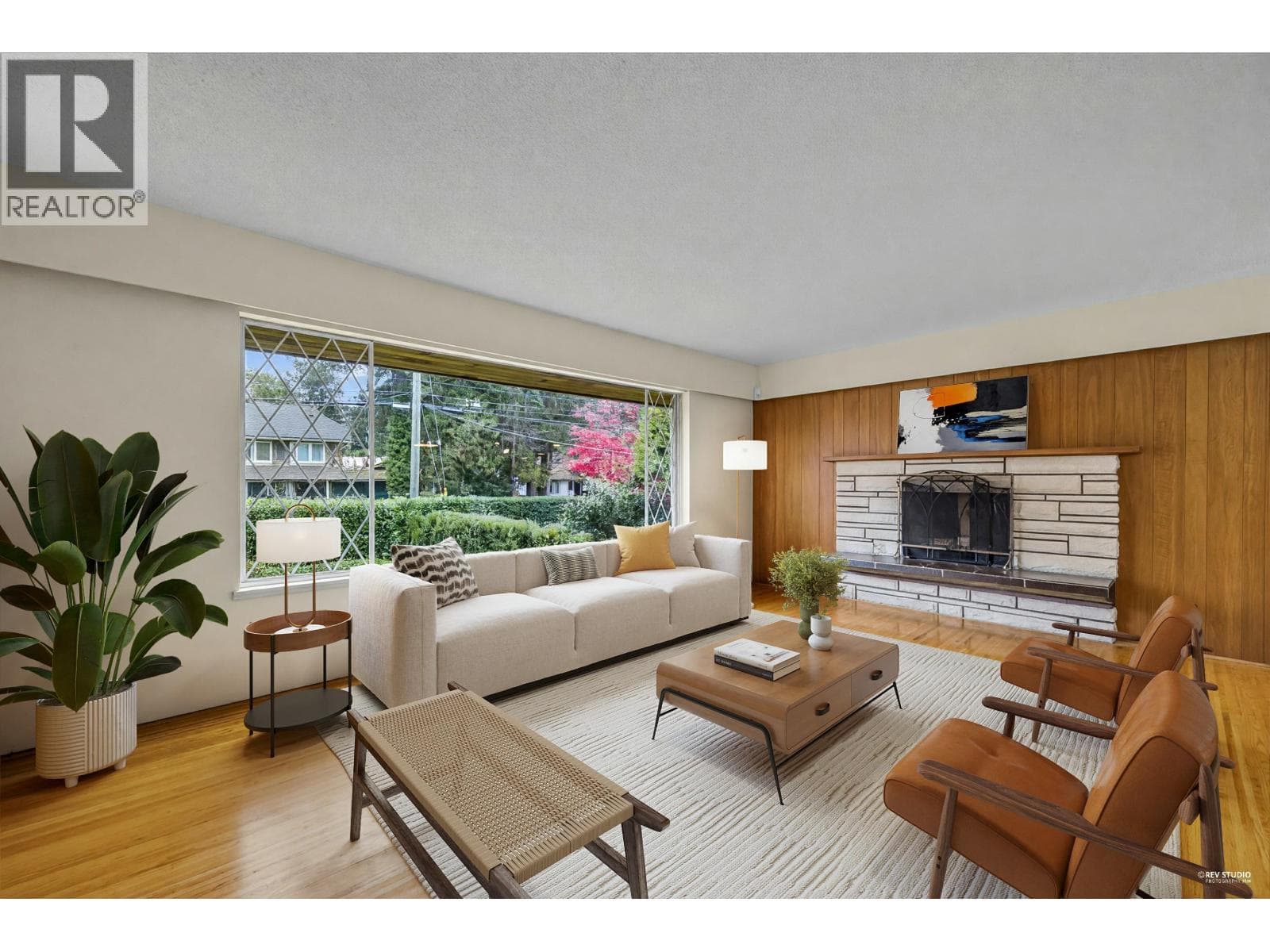 4578 CAPILANO ROAD — photo 3