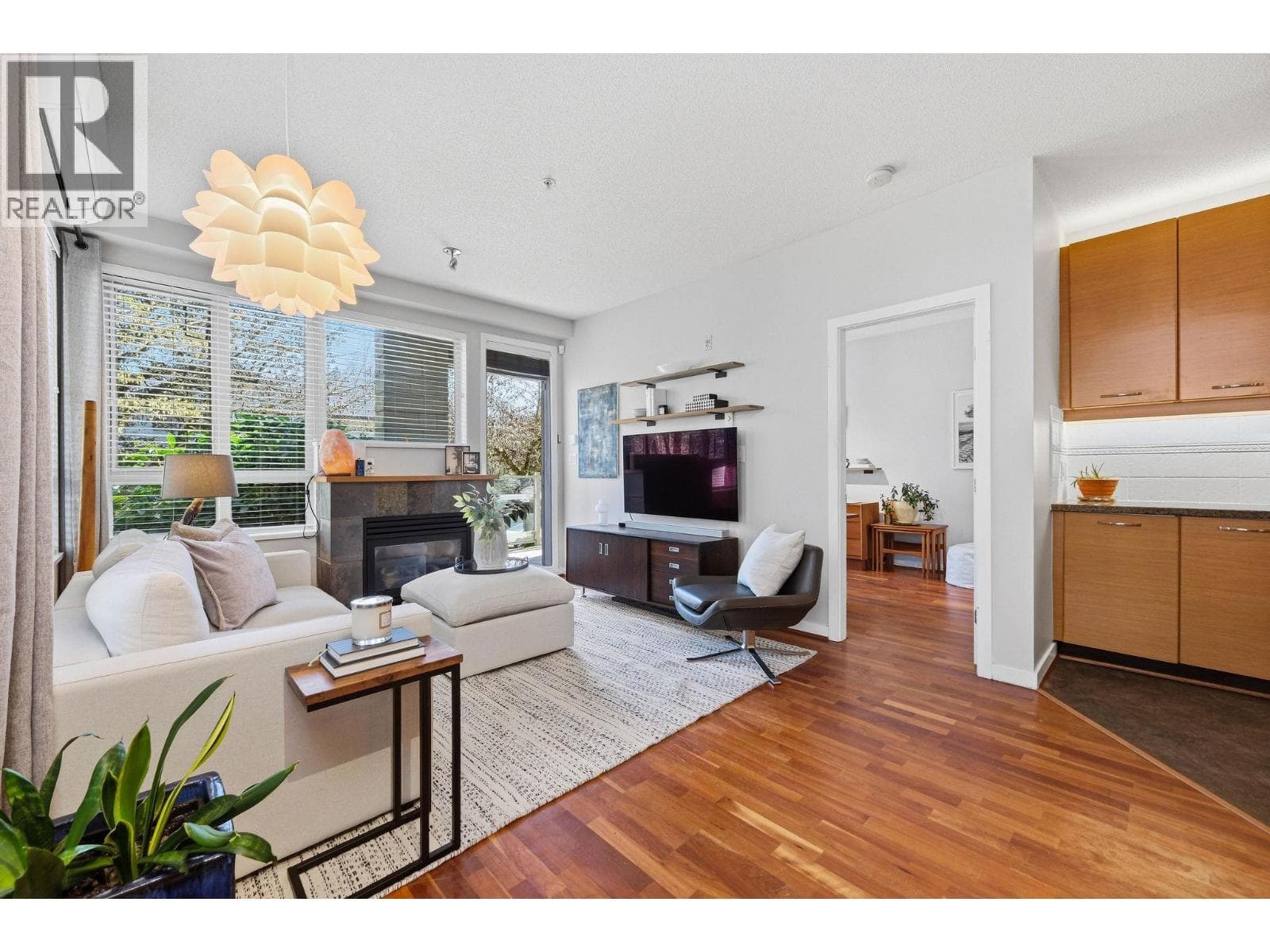 223 530 RAVEN WOODS DRIVE — main photo