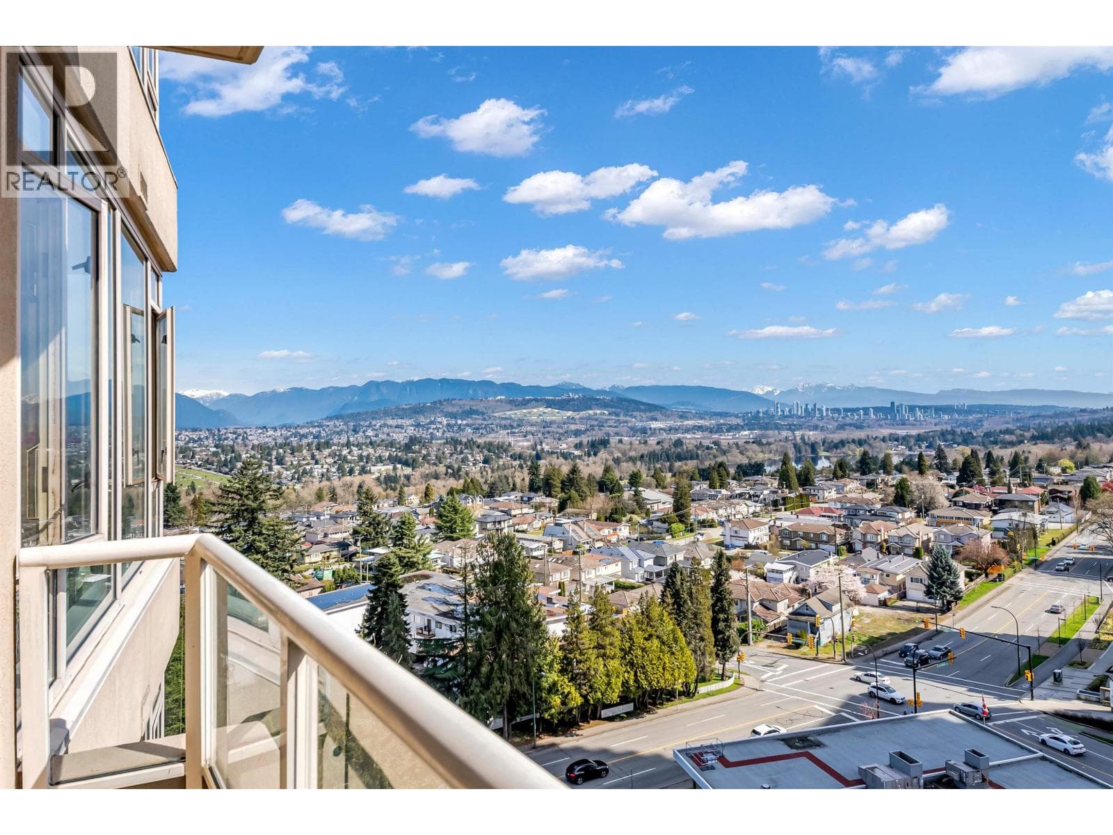 1302 4689 HAZEL STREET