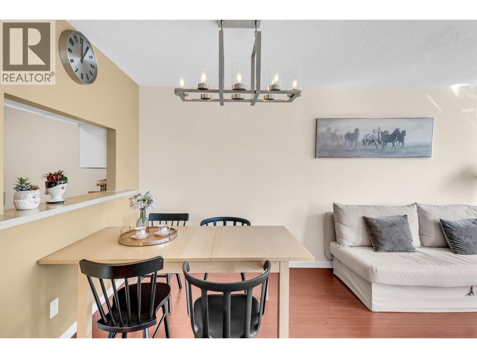 1302 4689 HAZEL STREET — photo 3