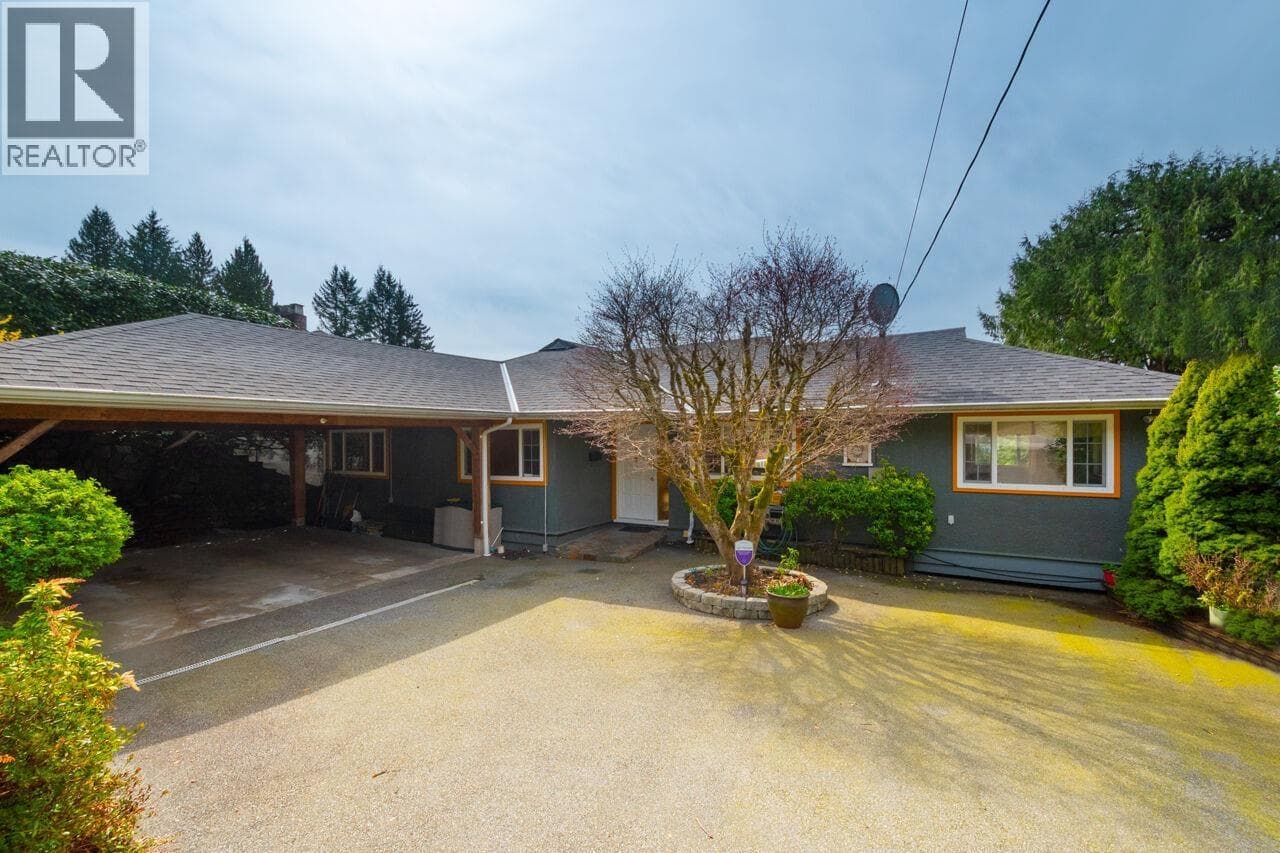 647 BLUERIDGE AVENUE — photo 2