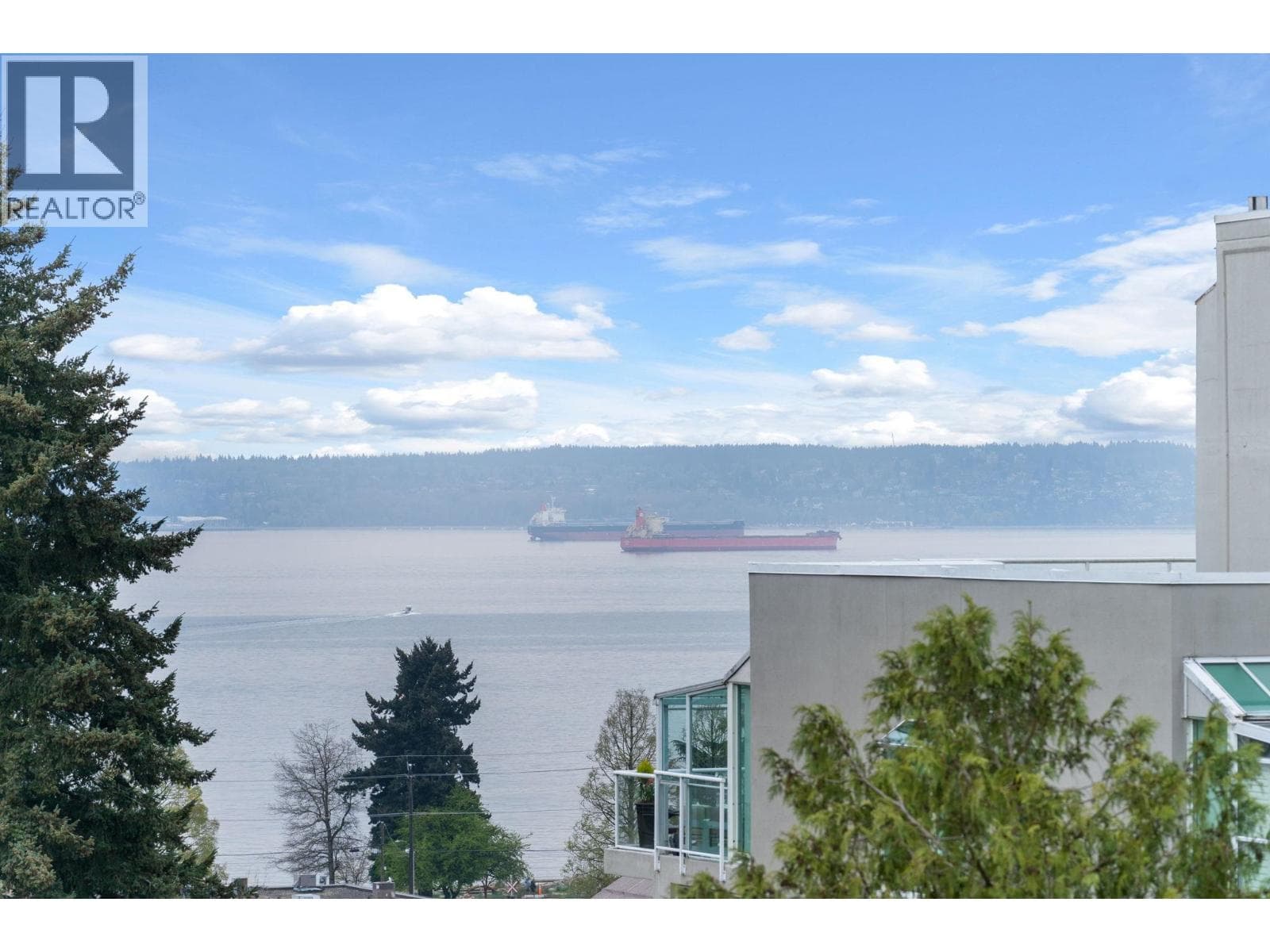 801 1412 ESQUIMALT AVENUE — photo 2