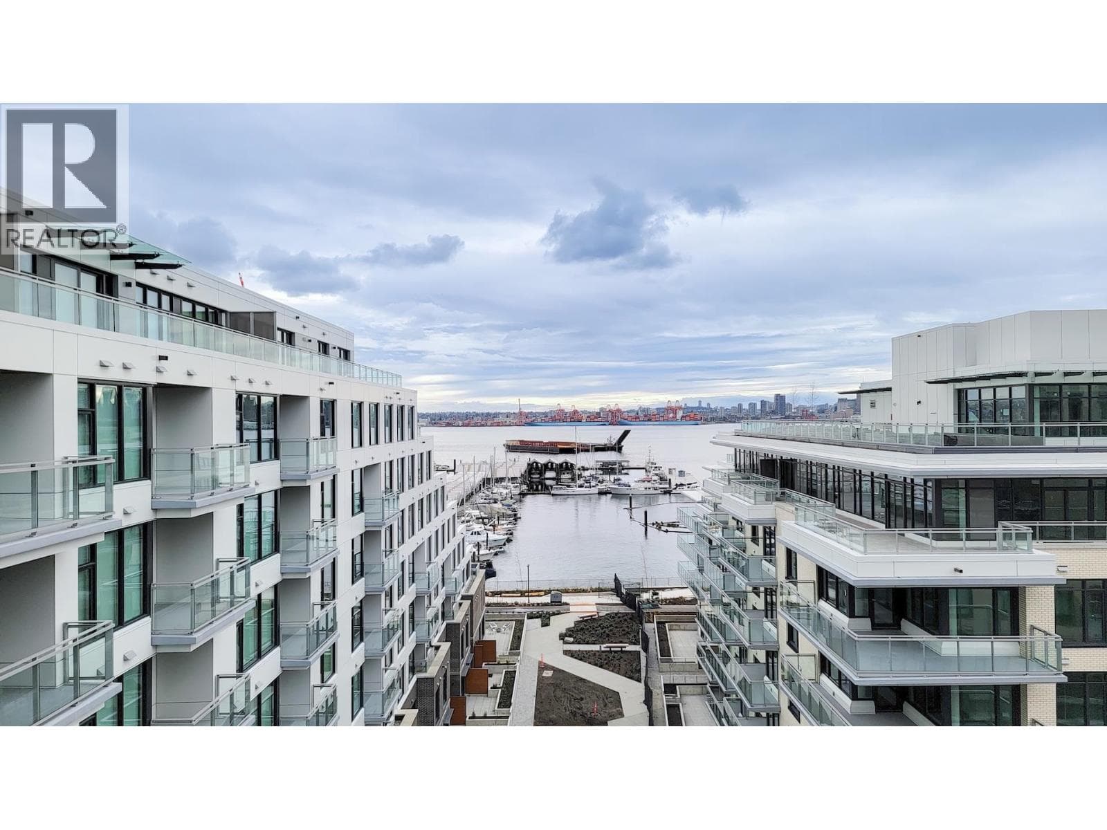 755 HARBOURSIDE DRIVE — main photo