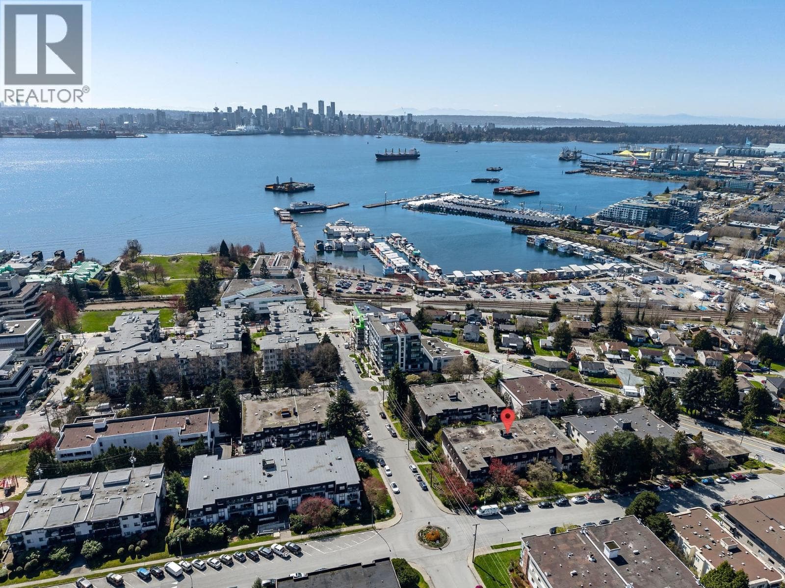 105 307 W 2ND STREET — photo 3