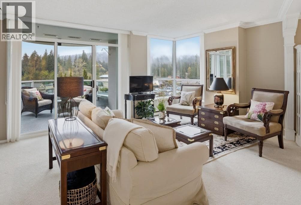 704 995 ROCHE POINT DRIVE — main photo