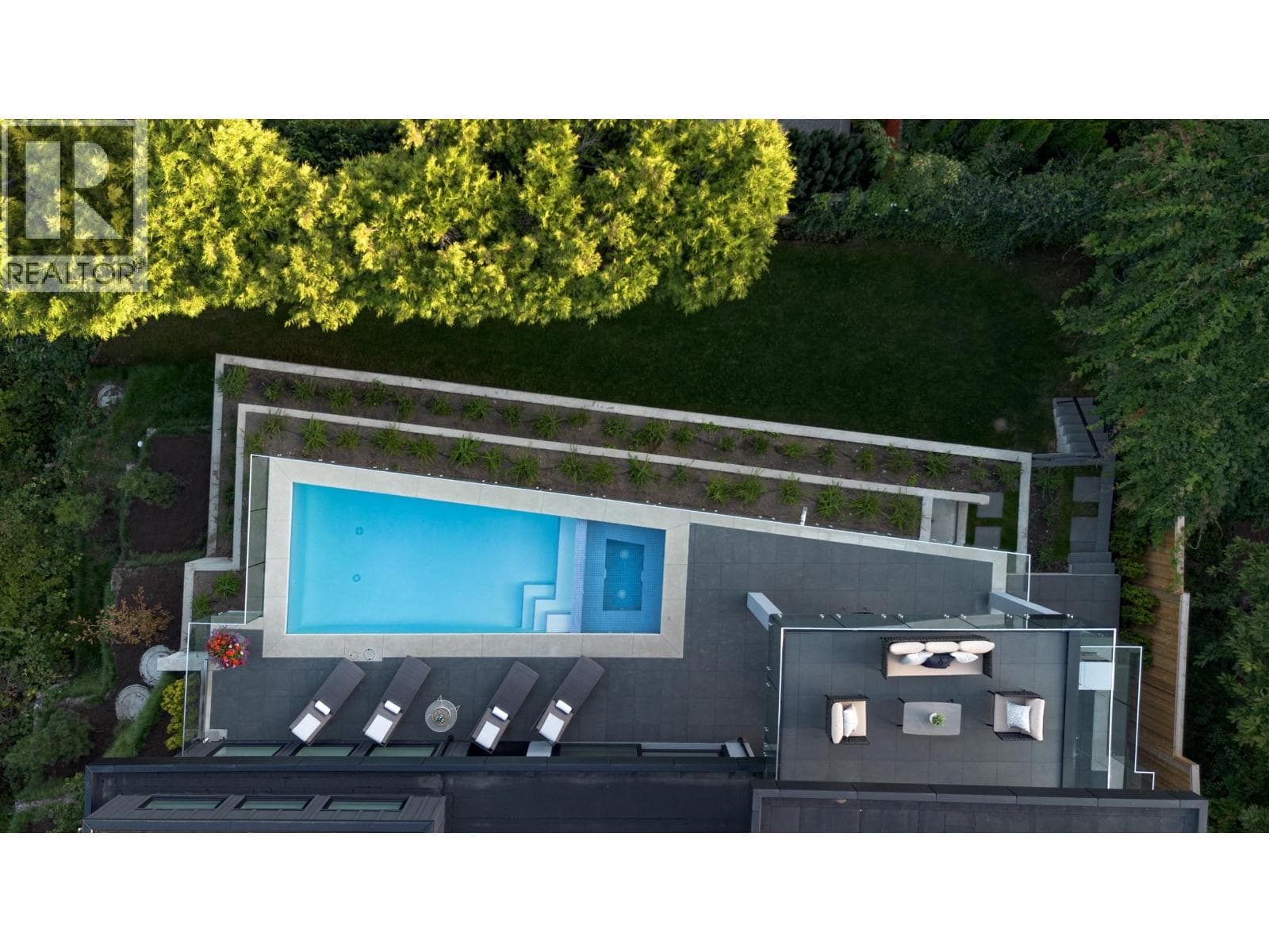 3180 BENBOW ROAD — photo 2