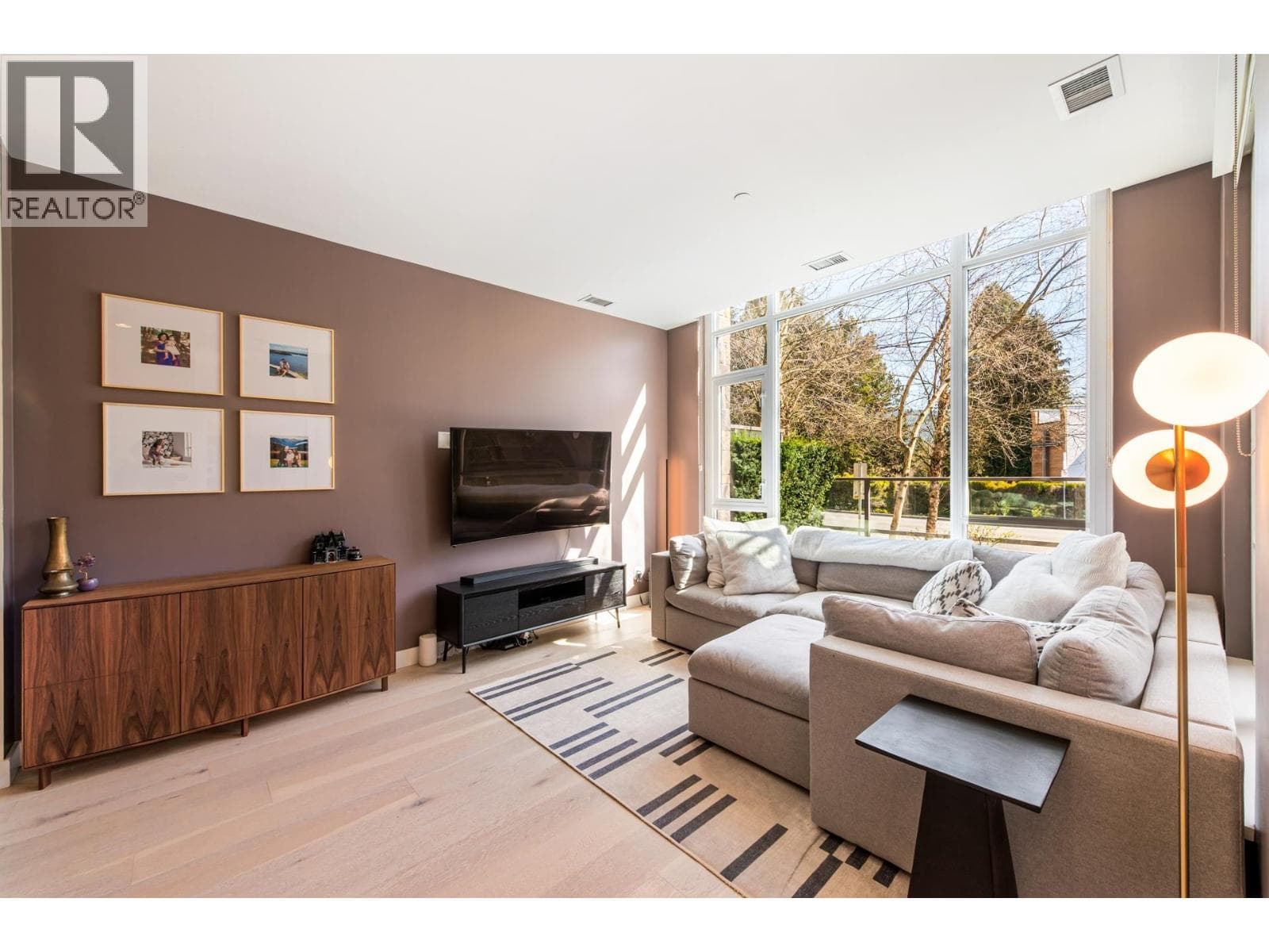 2765 MOUNTAIN HIGHWAY — photo 3