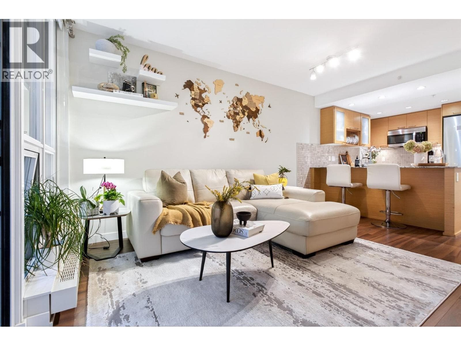 413 135 E 17 STREET — main photo