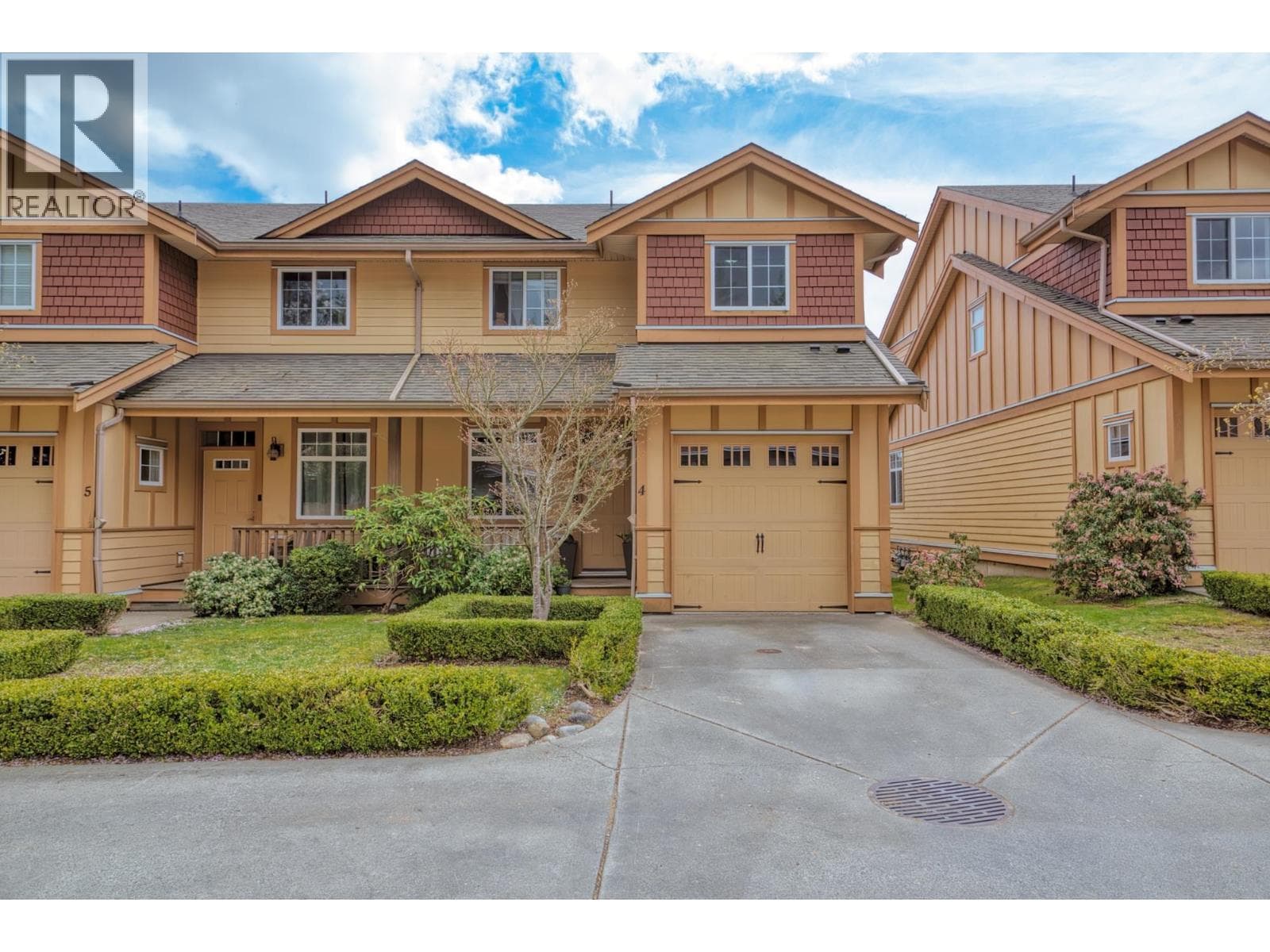 4 809 NORTH ROAD — photo 2