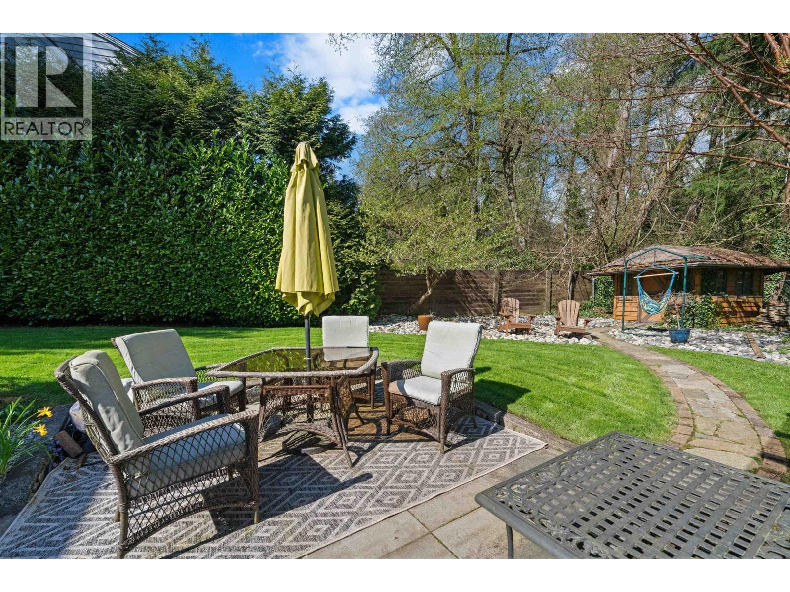 2760 WALPOLE CRESCENT — photo 3