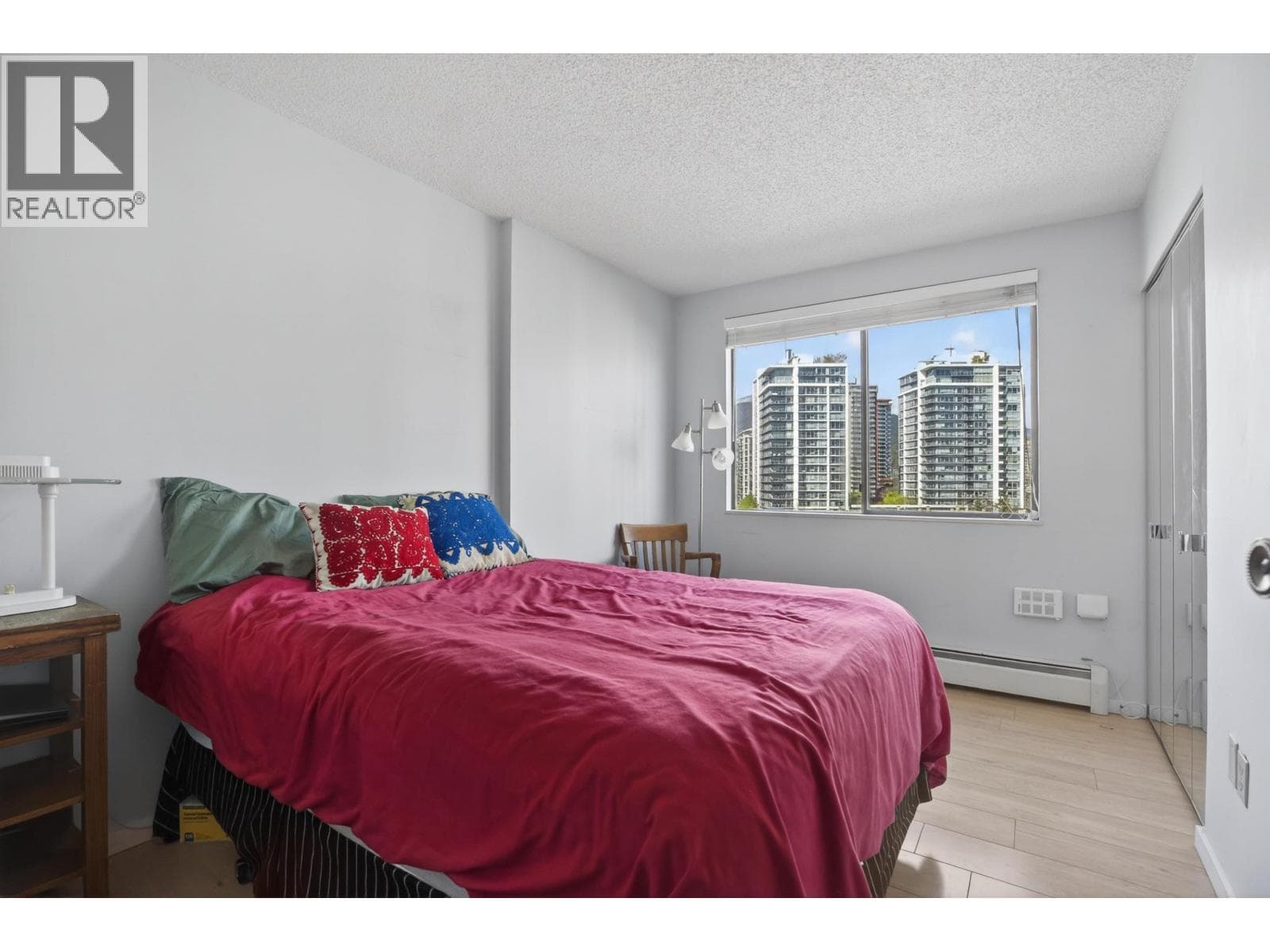 1105 701 W VICTORIA PARK — main photo