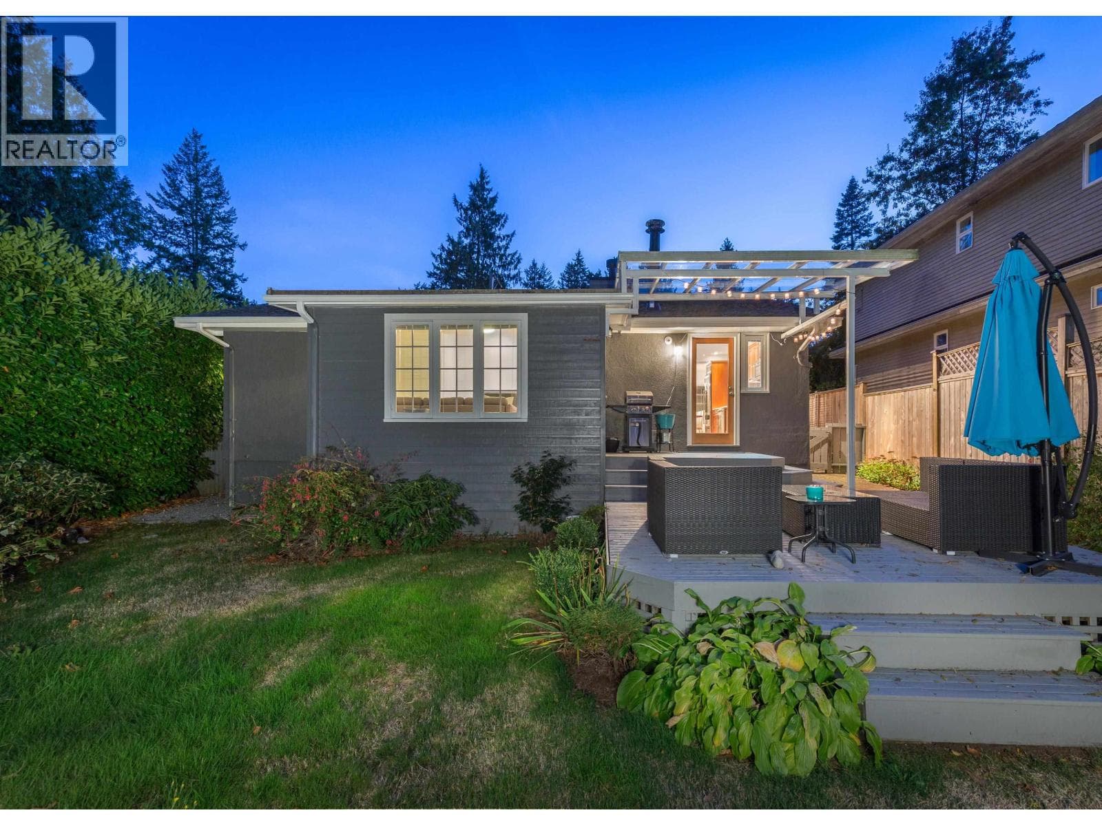 6431 ROSEBERY AVENUE