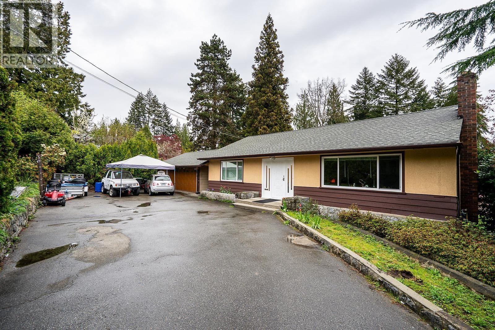 1440 MOUNTAIN HIGHWAY