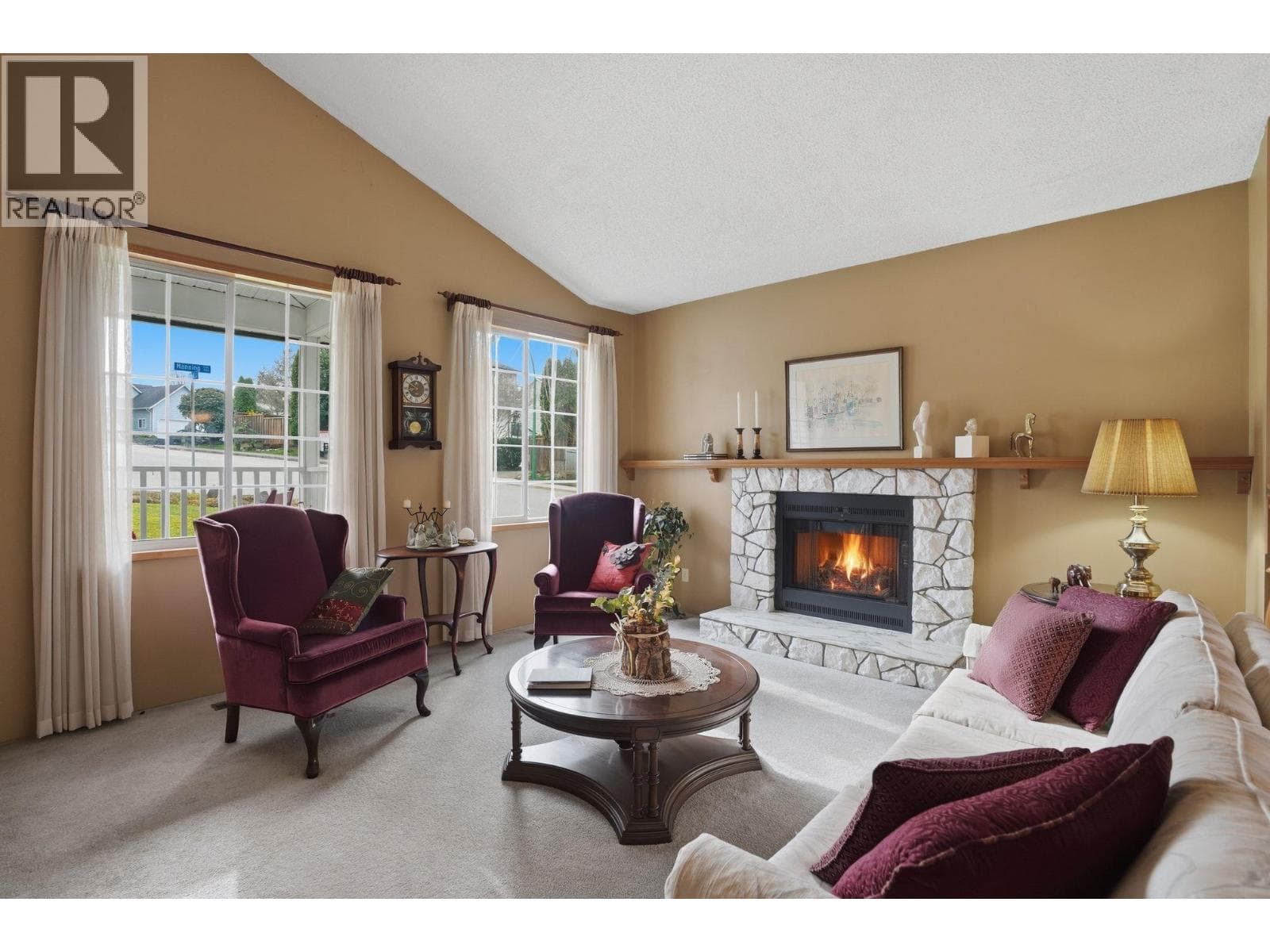 3300 MANNING CRESCENT — photo 3