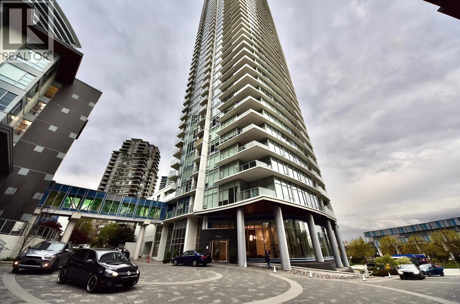 2405 1788 GILMORE AVENUE