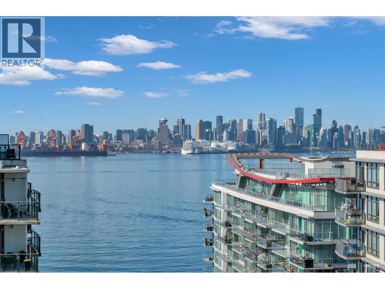 1206 188 E ESPLANADE