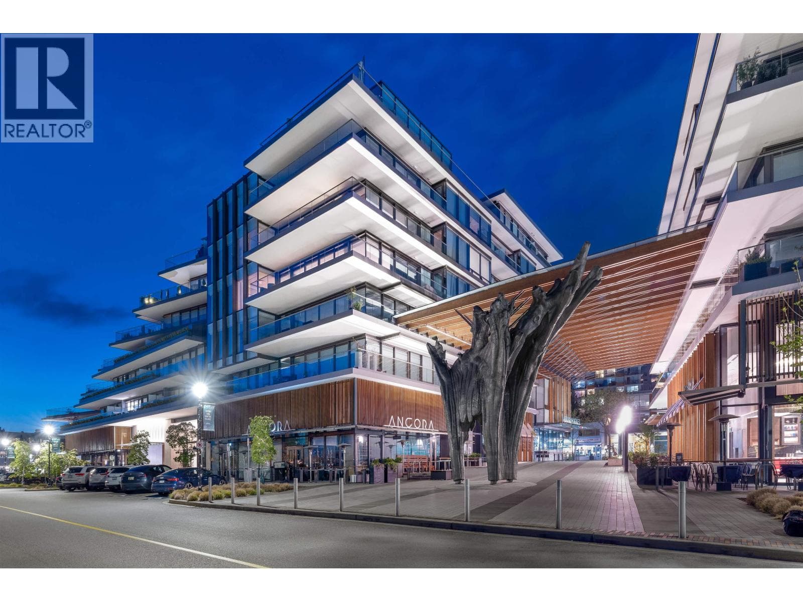 402 1355 BELLEVUE AVENUE