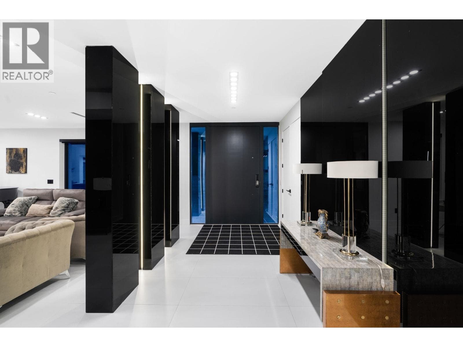 1110 HILLSIDE ROAD — photo 2