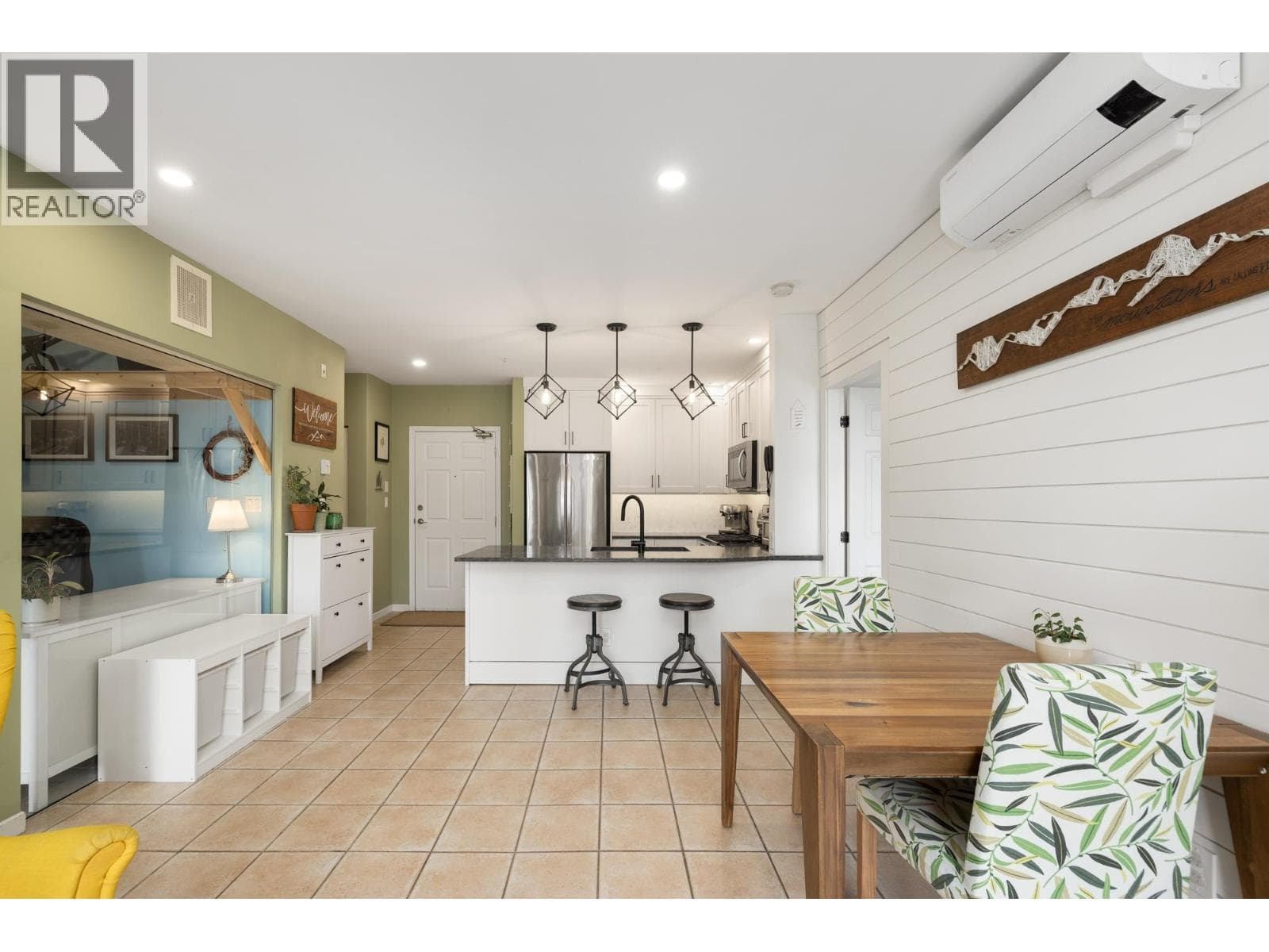 219 3629 DEERCREST DRIVE — photo 2