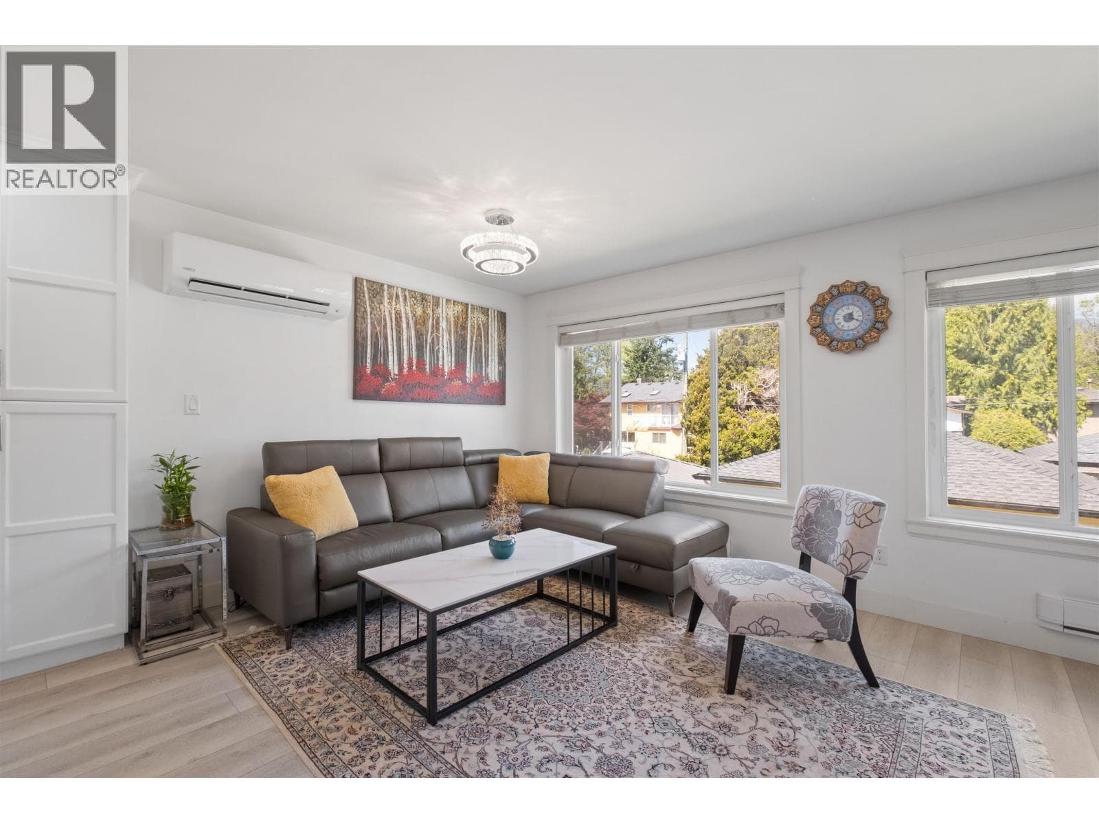 318 W 18TH STREET — photo 3