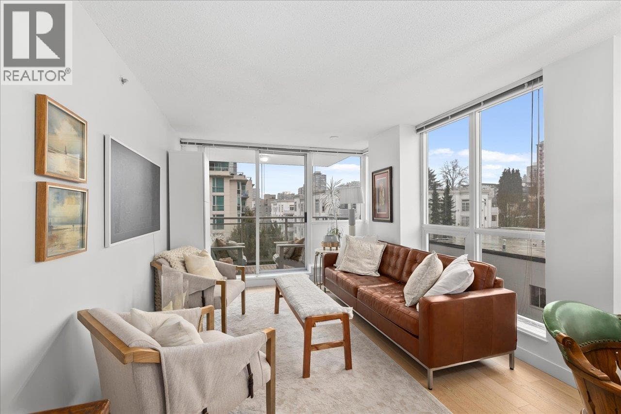 708 188 E ESPLANADE — photo 3