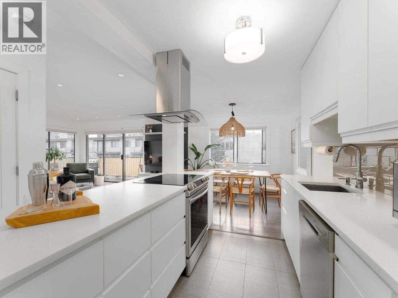 103 127 E 4TH STREET — main photo