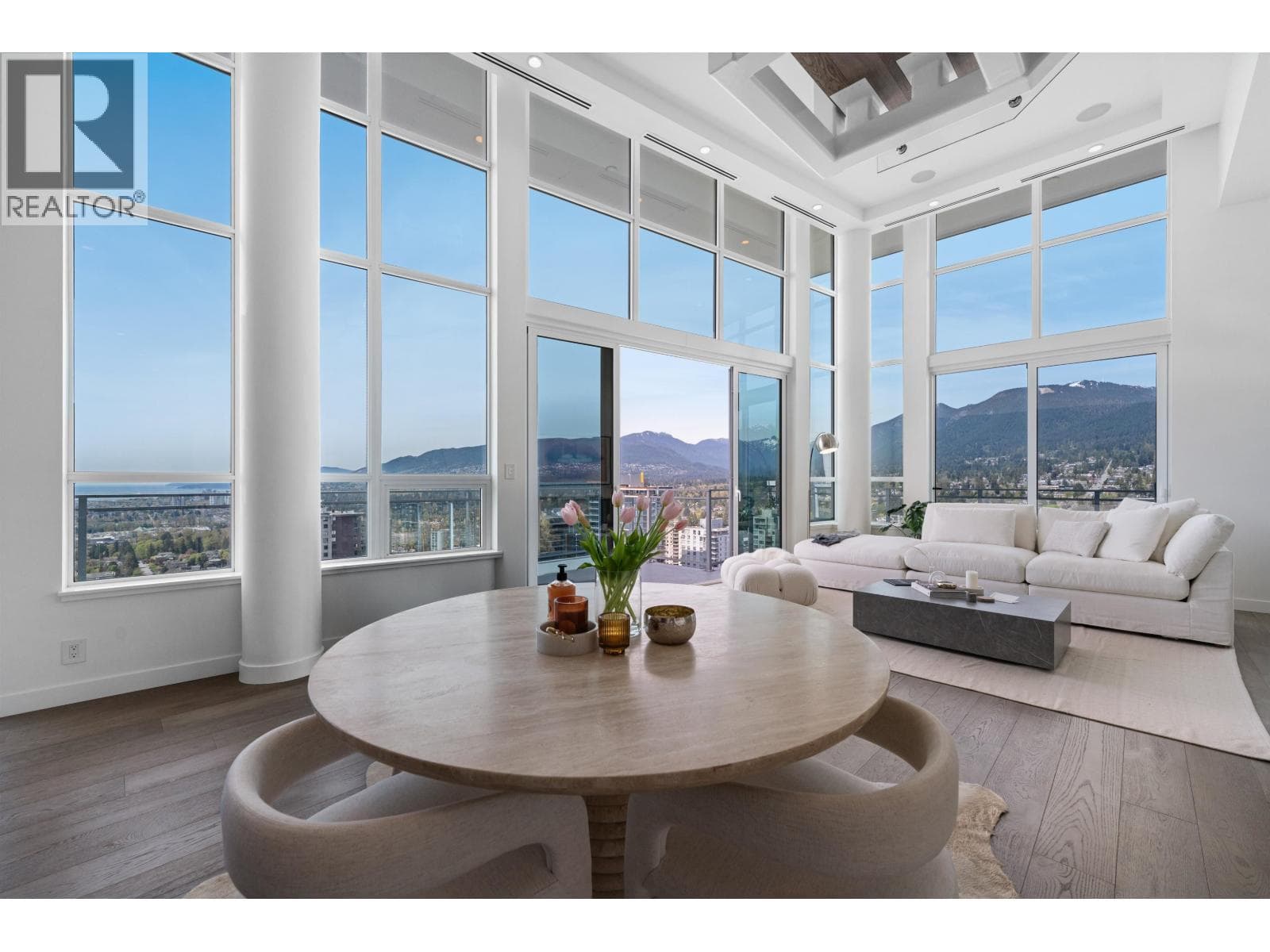 2403 125 E 14TH STREET