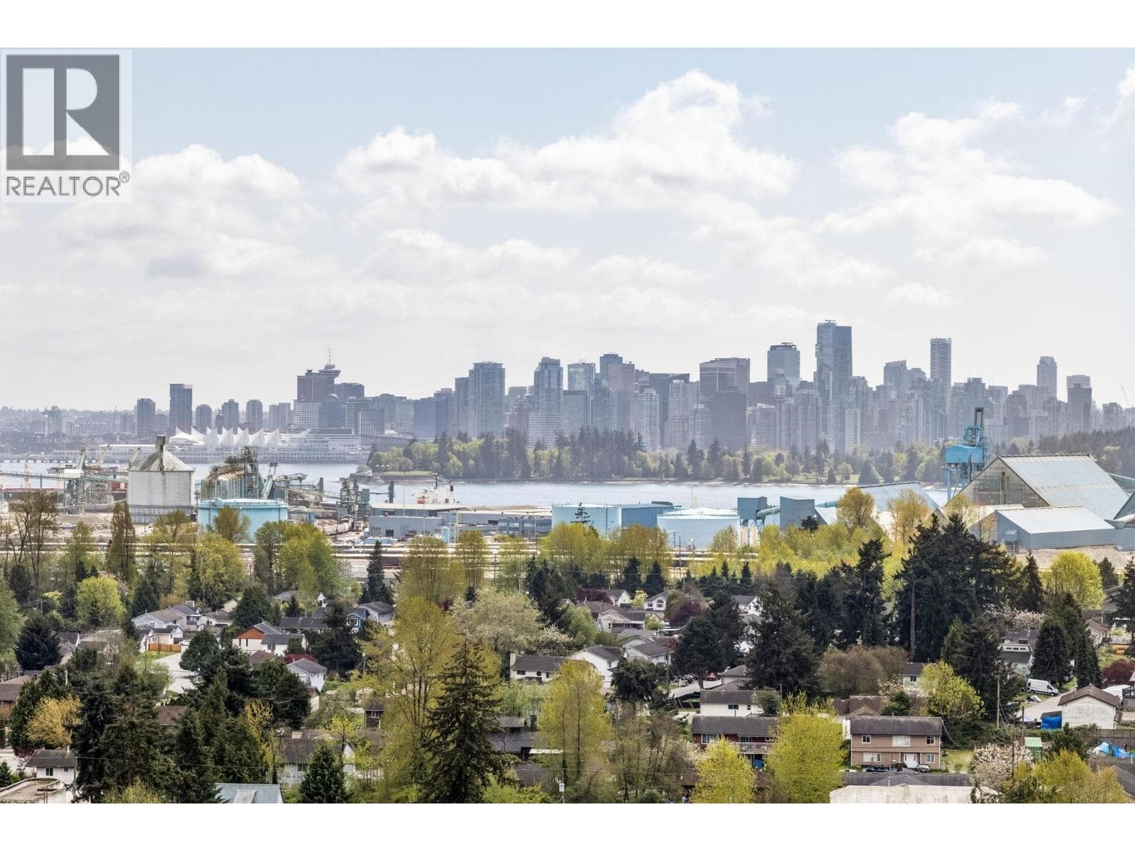 1504 1632 LIONS GATE LANE