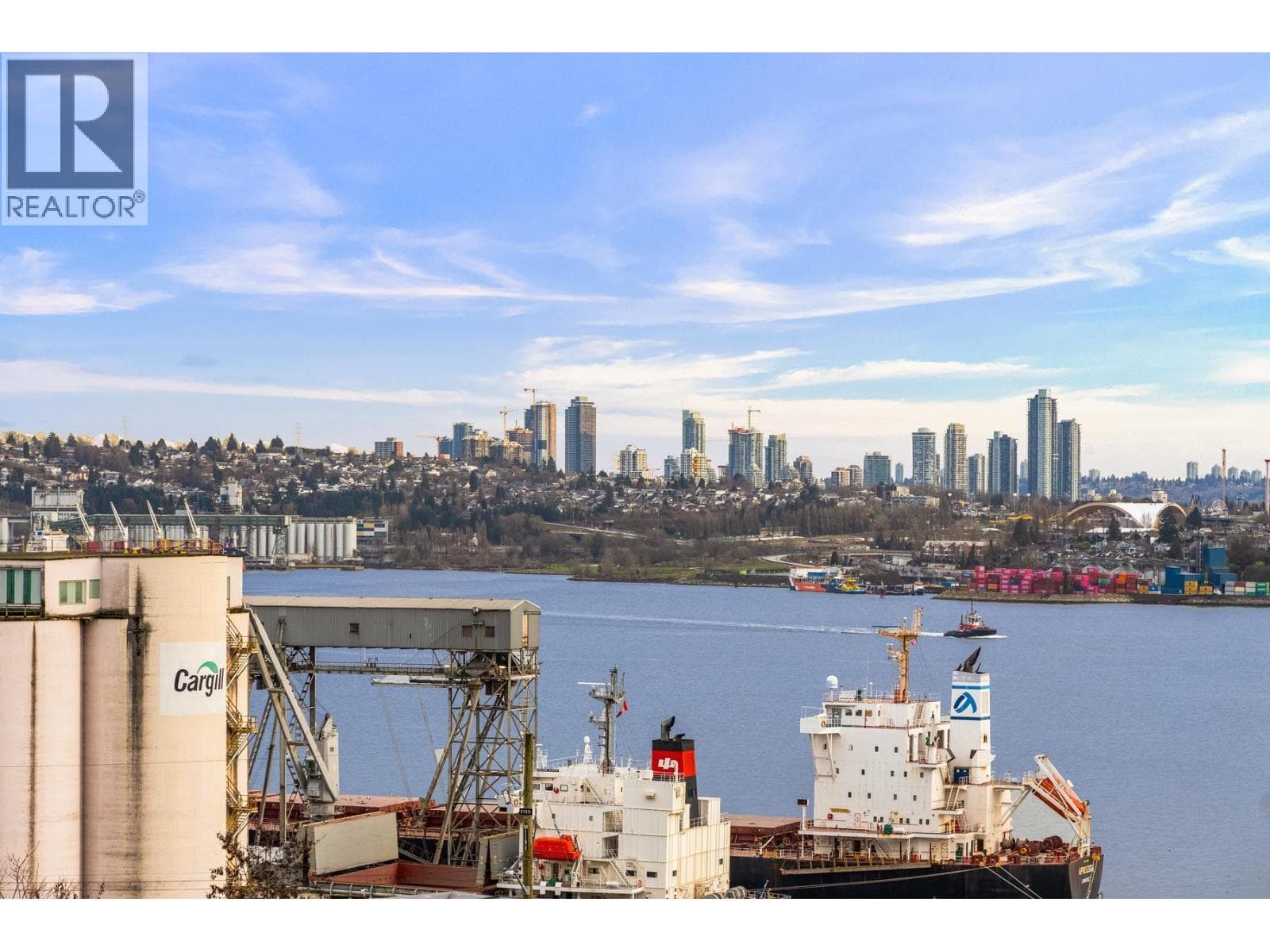 444 545 E 2ND STREET