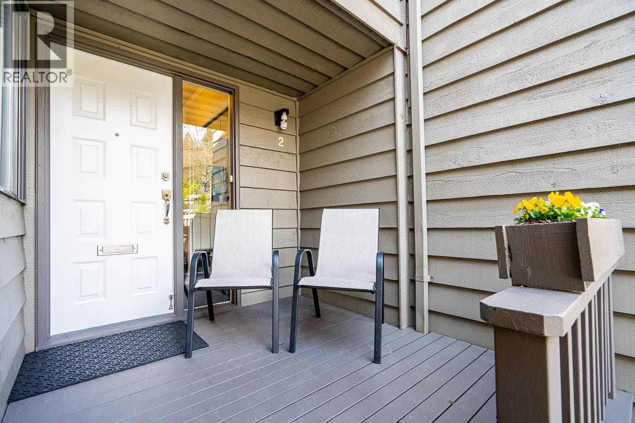 2 1960 RUFUS DRIVE — photo 2